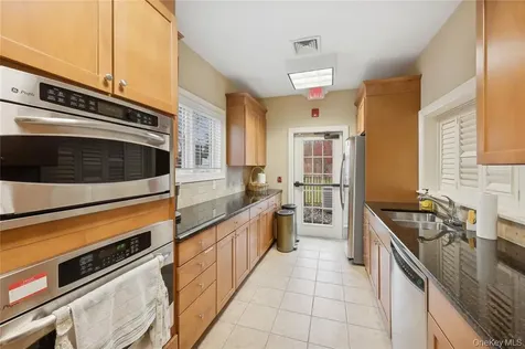 2272 Dalton Drive Cortlandt Manor NY 10567