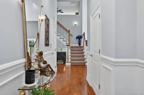 2272 Dalton Drive Cortlandt Manor NY 10567