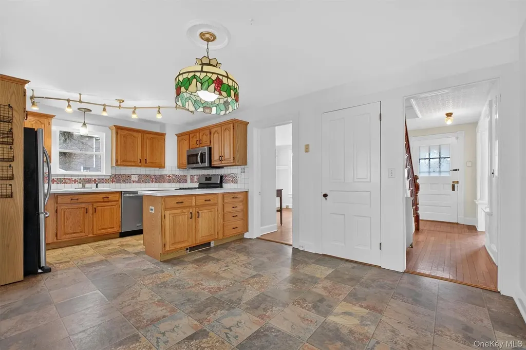 2629 Carmel Avenue Brewster NY 10509