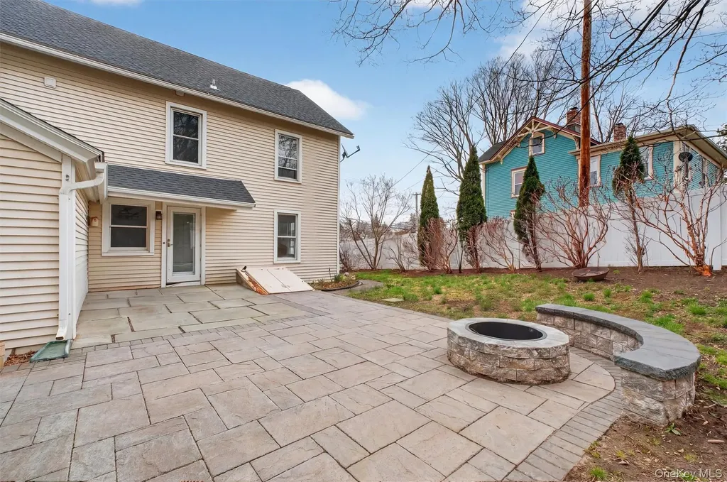 2629 Carmel Avenue Brewster NY 10509
