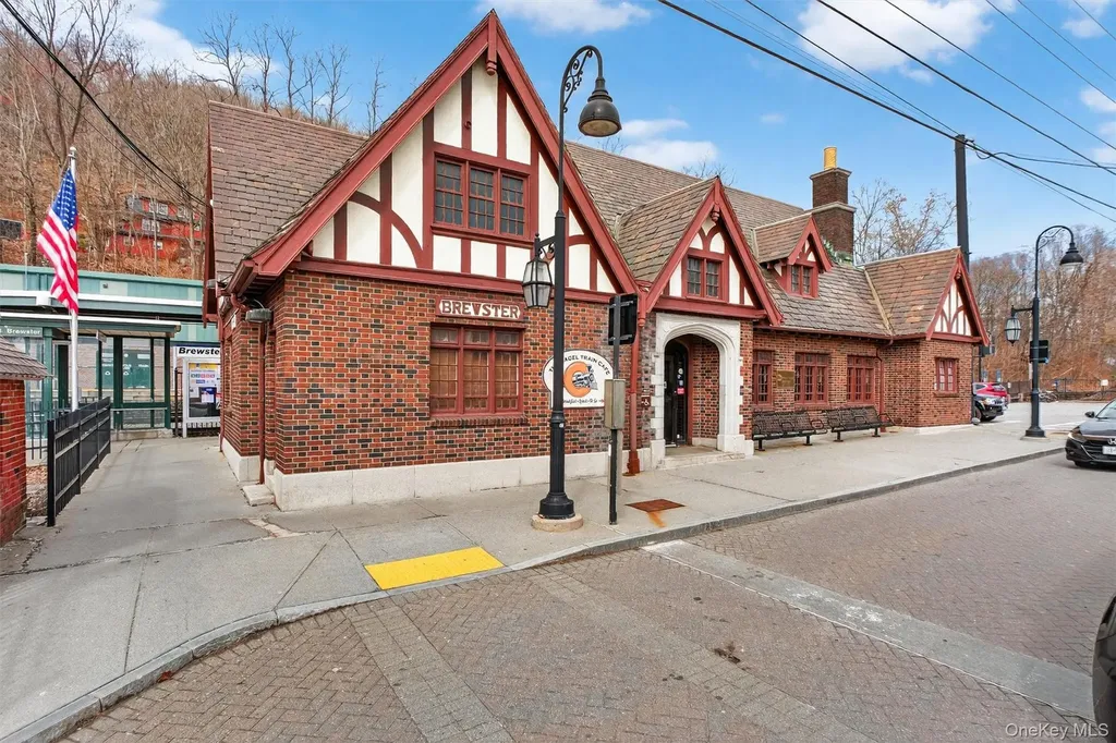 2629 Carmel Avenue Brewster NY 10509