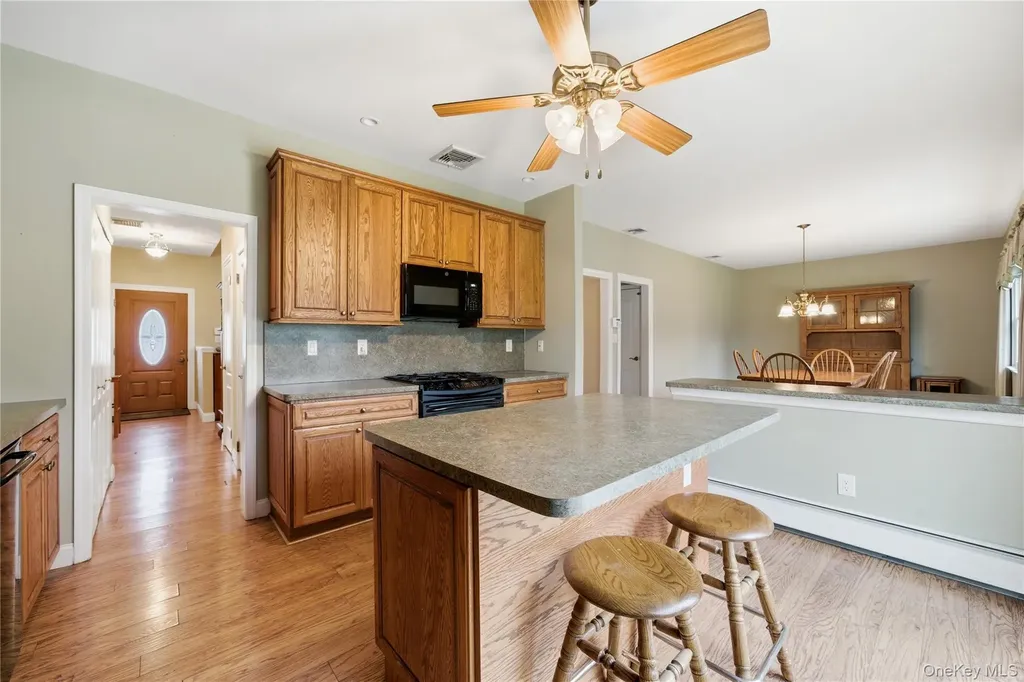33 Timber Ridge Drive Coram NY 11727