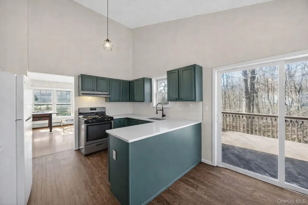 12 Aron Court Spring Valley NY 10977