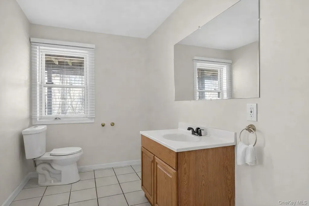12 Aron Court Spring Valley NY 10977