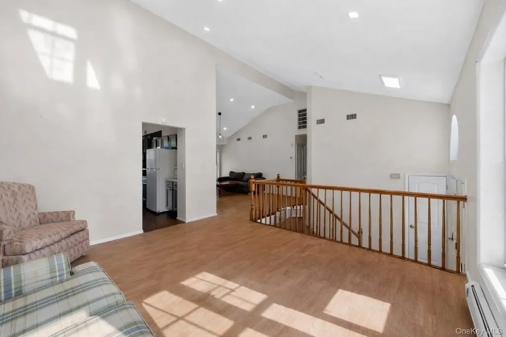 12 Aron Court Spring Valley NY 10977
