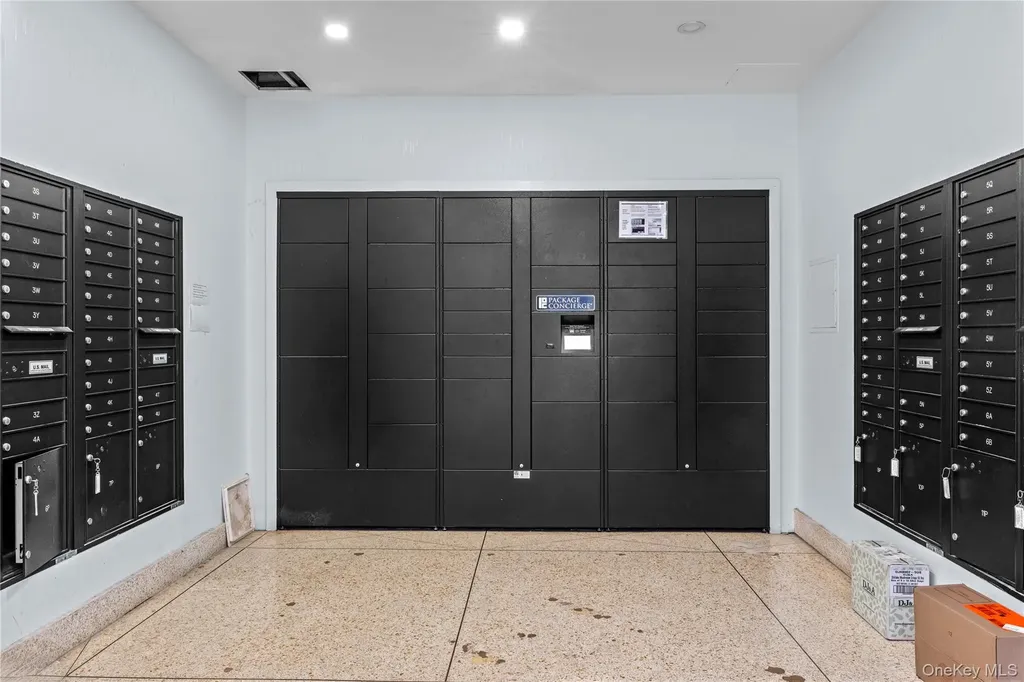 14220 Franklin Avenue Flushing NY 11355