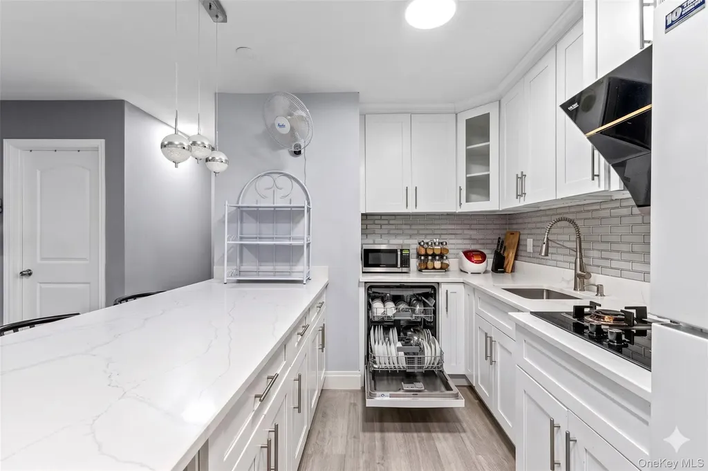 14220 Franklin Avenue Flushing NY 11355