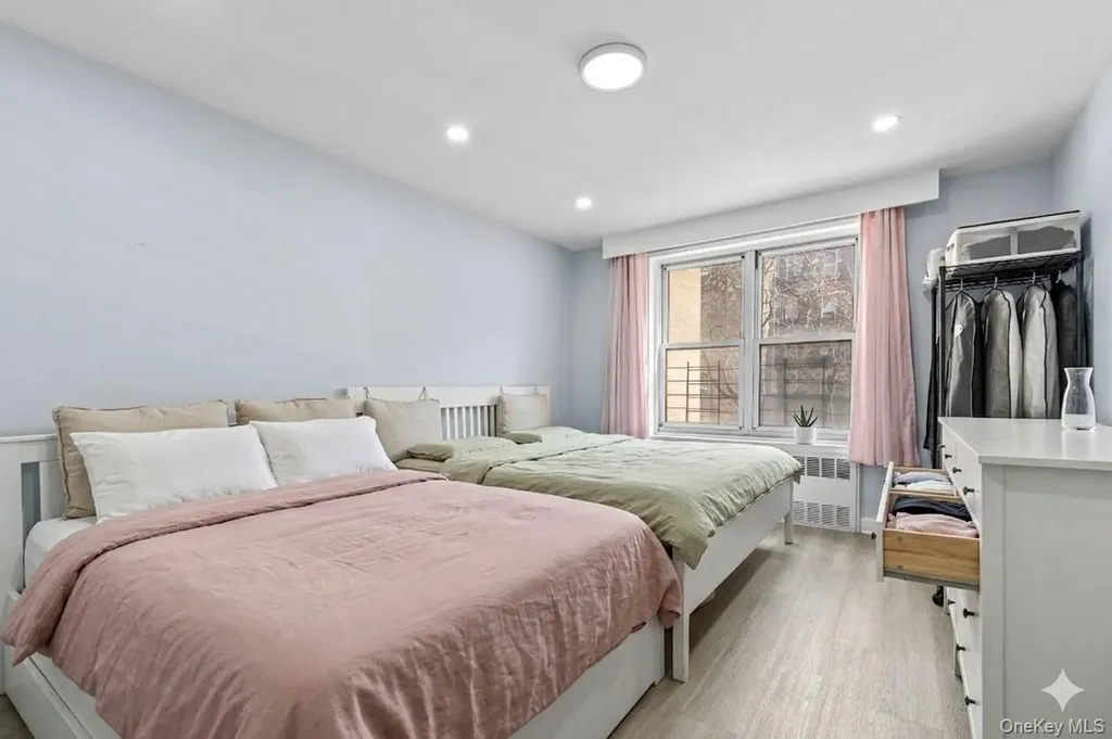 14220 Franklin Avenue Flushing NY 11355