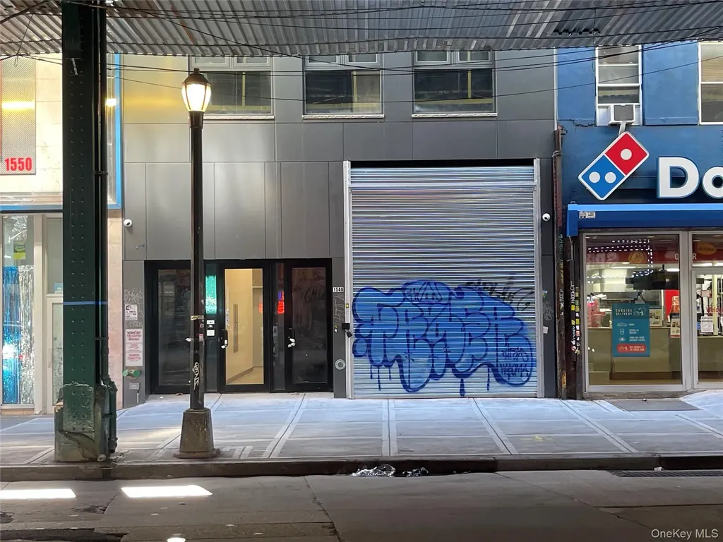 1546 Broadway Brooklyn NY 11221