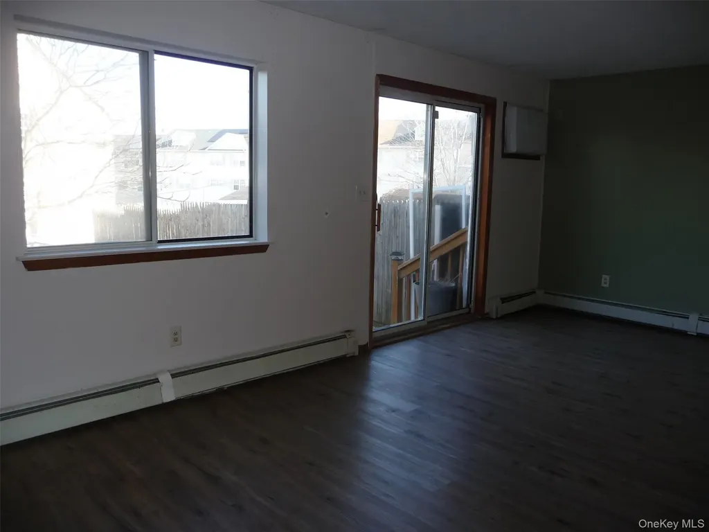 39 Cedar Court Middletown NY 10940