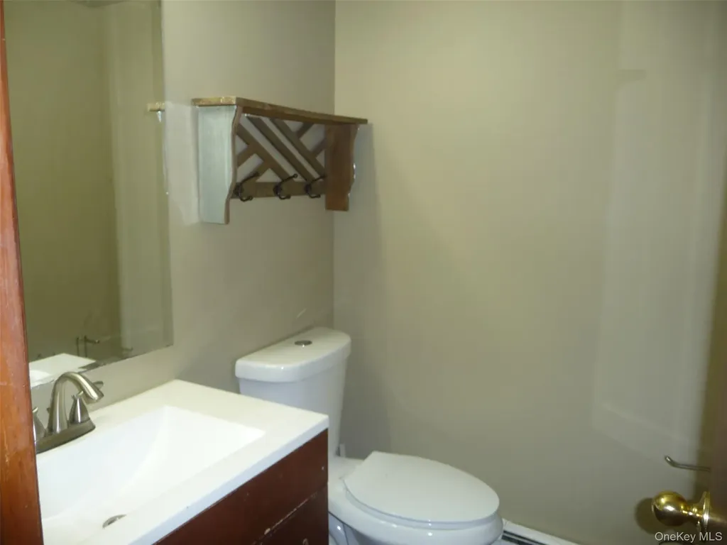 39 Cedar Court Middletown NY 10940