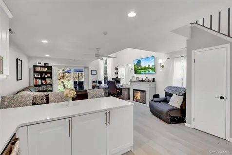 39 Quail Court Manorville NY 11949