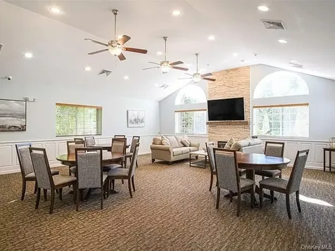 39 Quail Court Manorville NY 11949