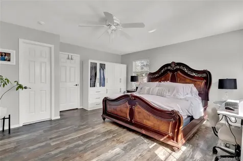 39 Quail Court Manorville NY 11949