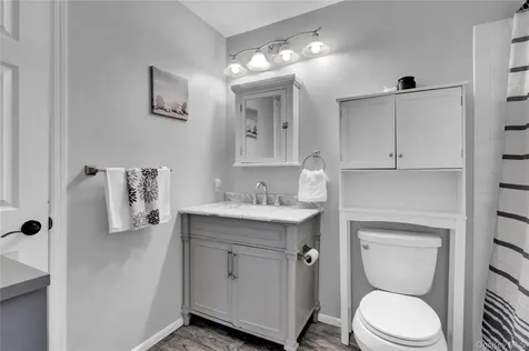 39 Quail Court Manorville NY 11949