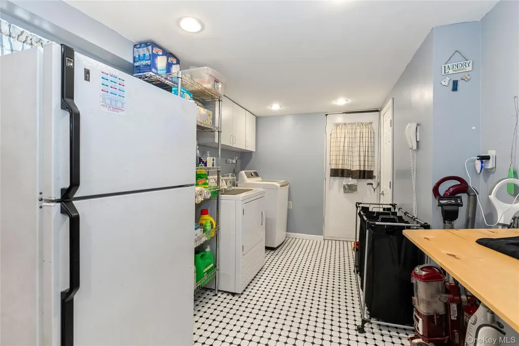 7520 60th Place Ridgewood NY 11385