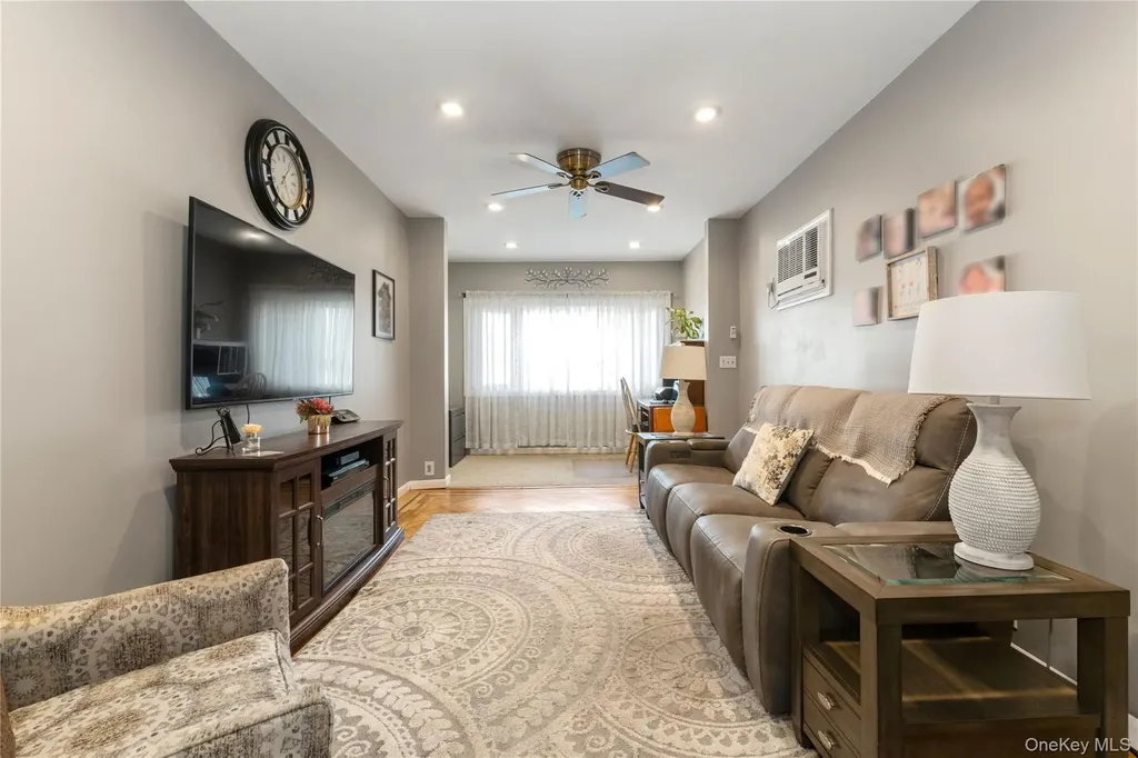 7520 60th Place Ridgewood NY 11385