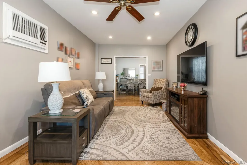 7520 60th Place Ridgewood NY 11385