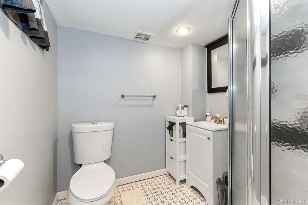7520 60th Place Ridgewood NY 11385