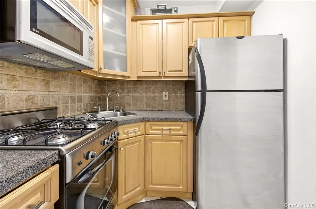 333 Bronx River Road Yonkers NY 10704