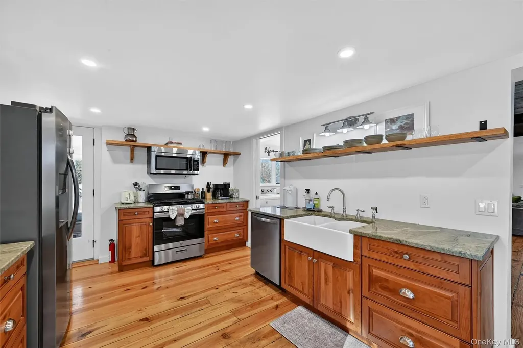 322 State Route 94 S Warwick NY 10990
