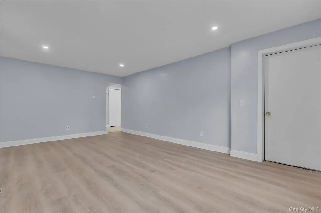618 Fox Run Lane Carmel NY 10512