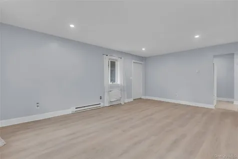 618 Fox Run Lane Carmel NY 10512
