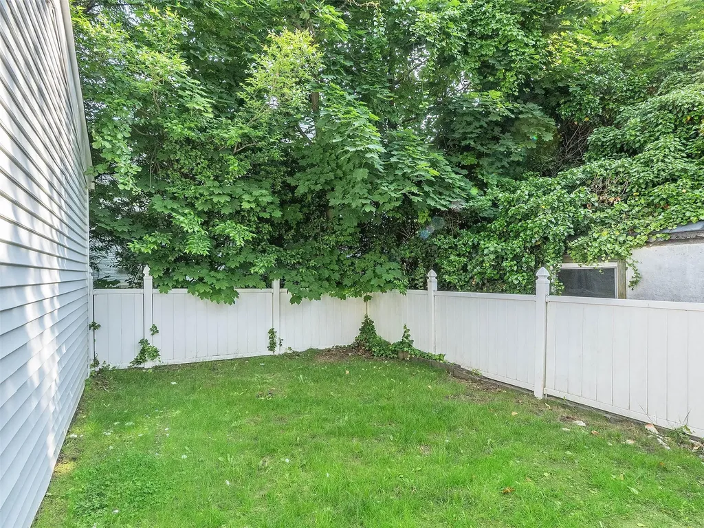 48 Baker Hill Road Great Neck NY 11023