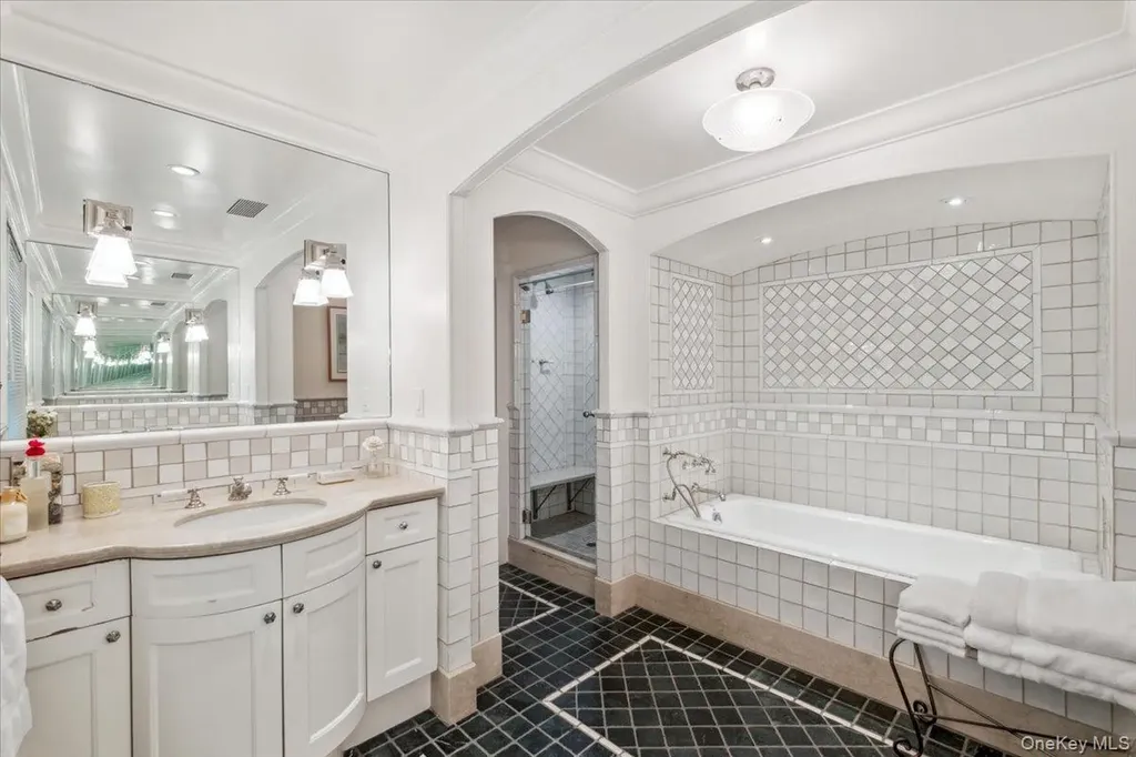 18 Richbell Road Scarsdale NY 10583
