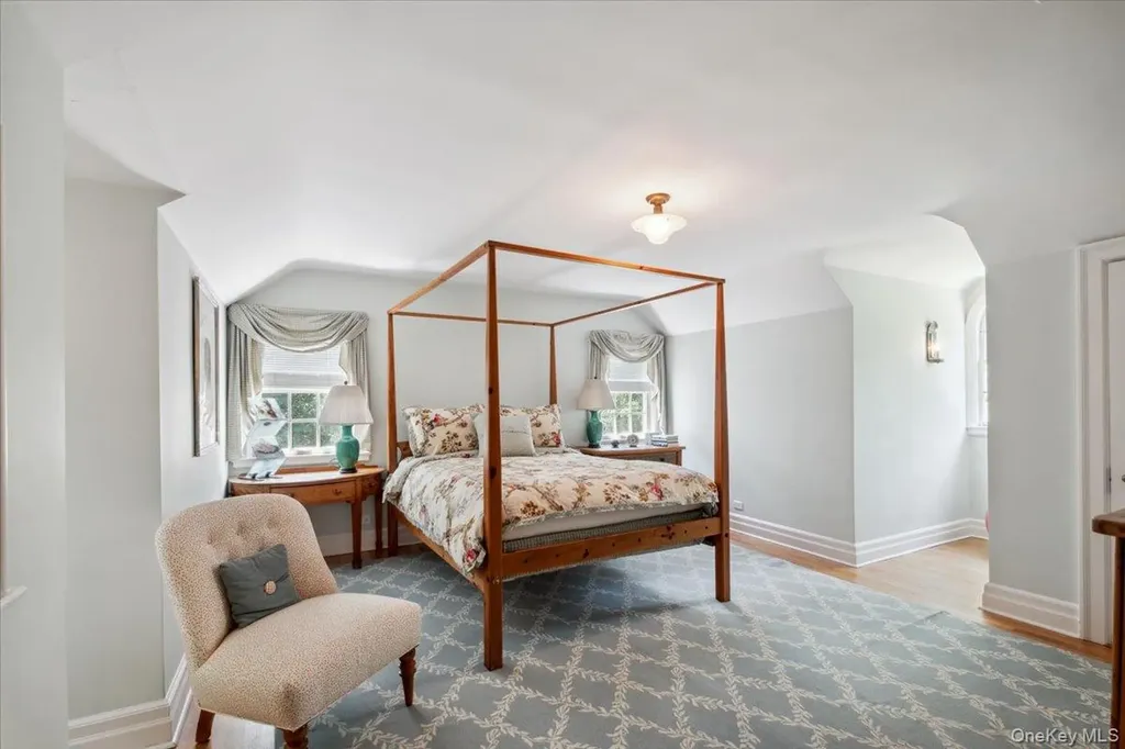 18 Richbell Road Scarsdale NY 10583