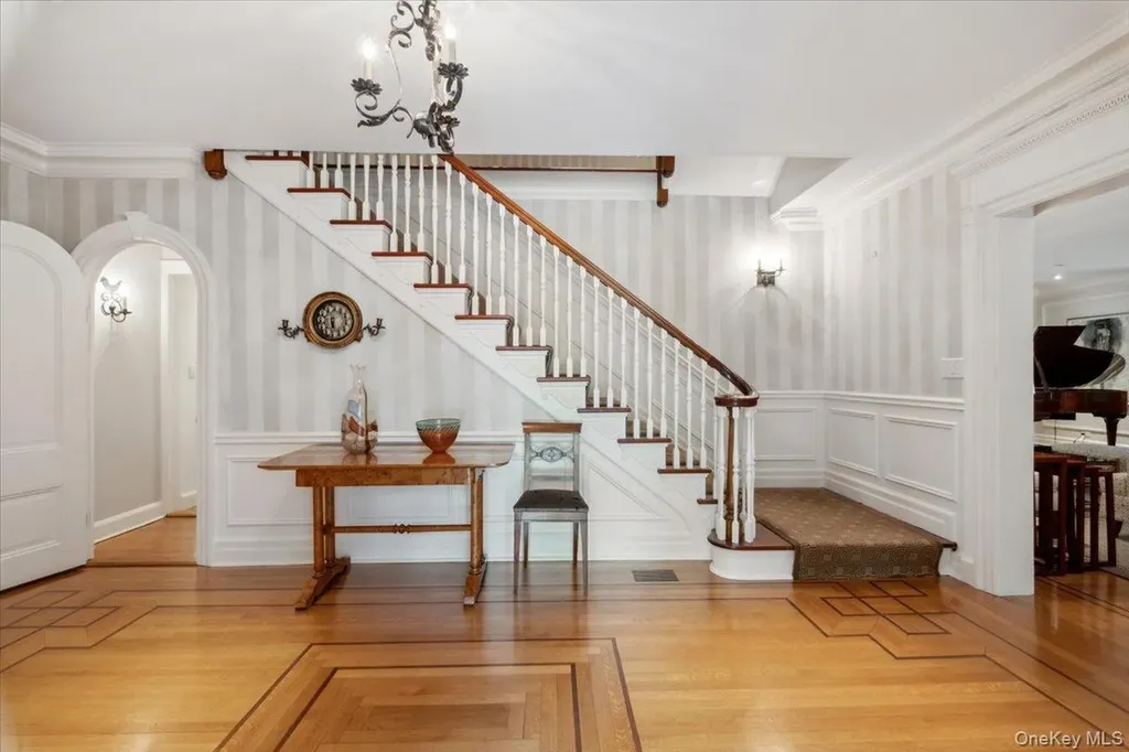 18 Richbell Road Scarsdale NY 10583