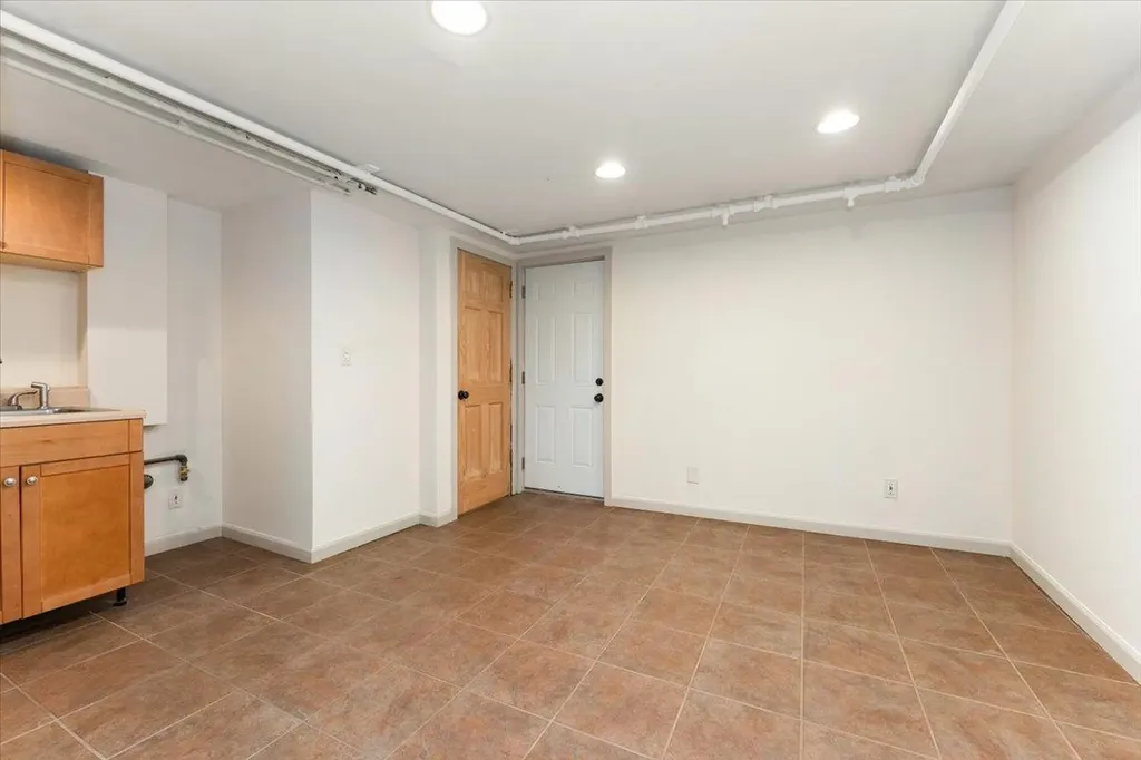 1859 Hone Avenue Bronx NY 10461