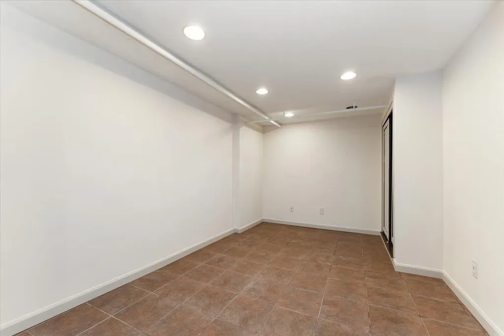 1859 Hone Avenue Bronx NY 10461