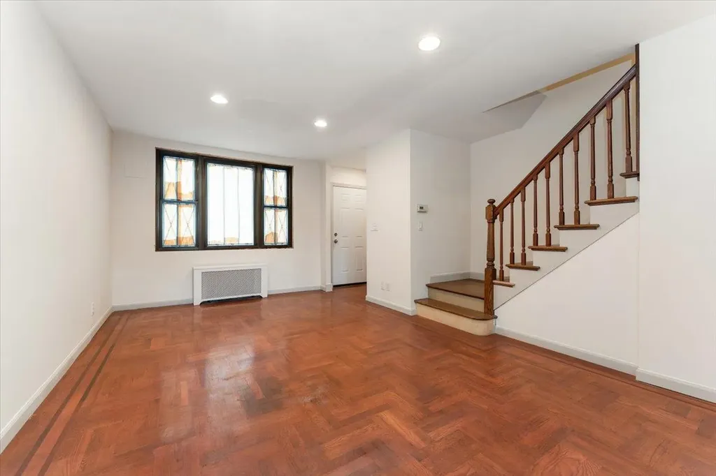 1859 Hone Avenue Bronx NY 10461