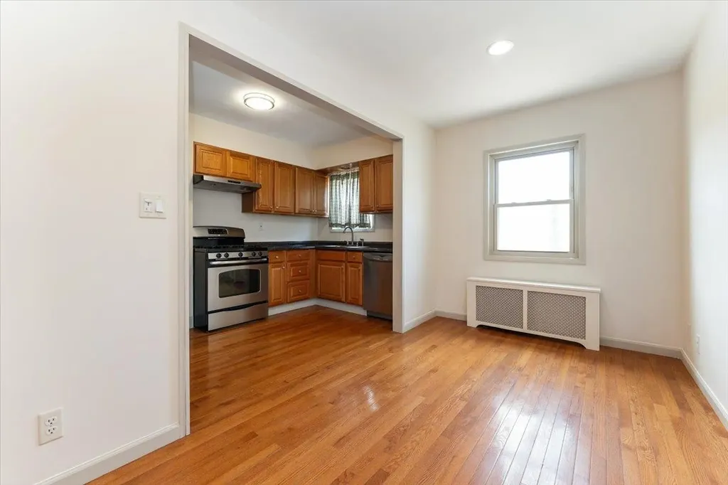 1859 Hone Avenue Bronx NY 10461