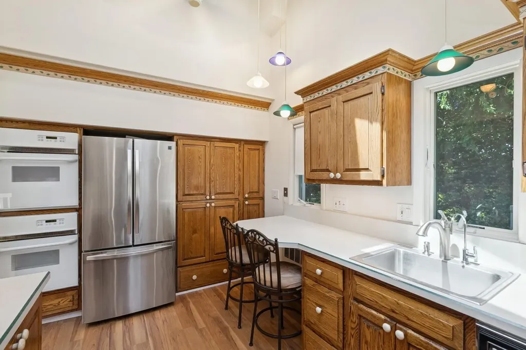 19 Evelyn Road Plainview NY 11803