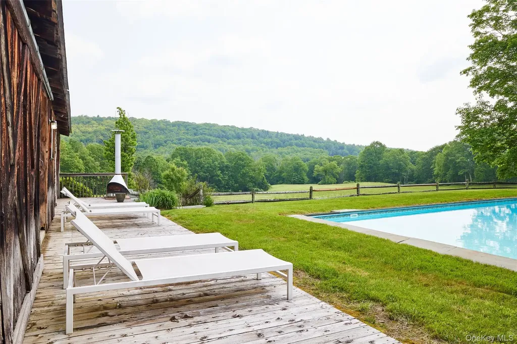 54 Davis Lane Grahamsville NY 12740
