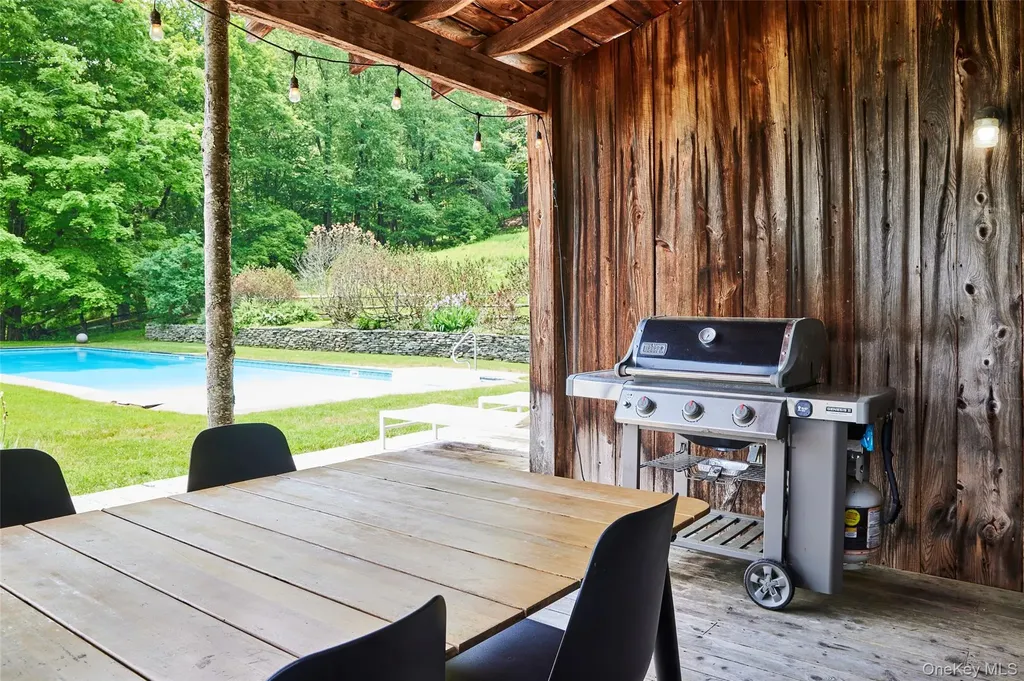 54 Davis Lane Grahamsville NY 12740