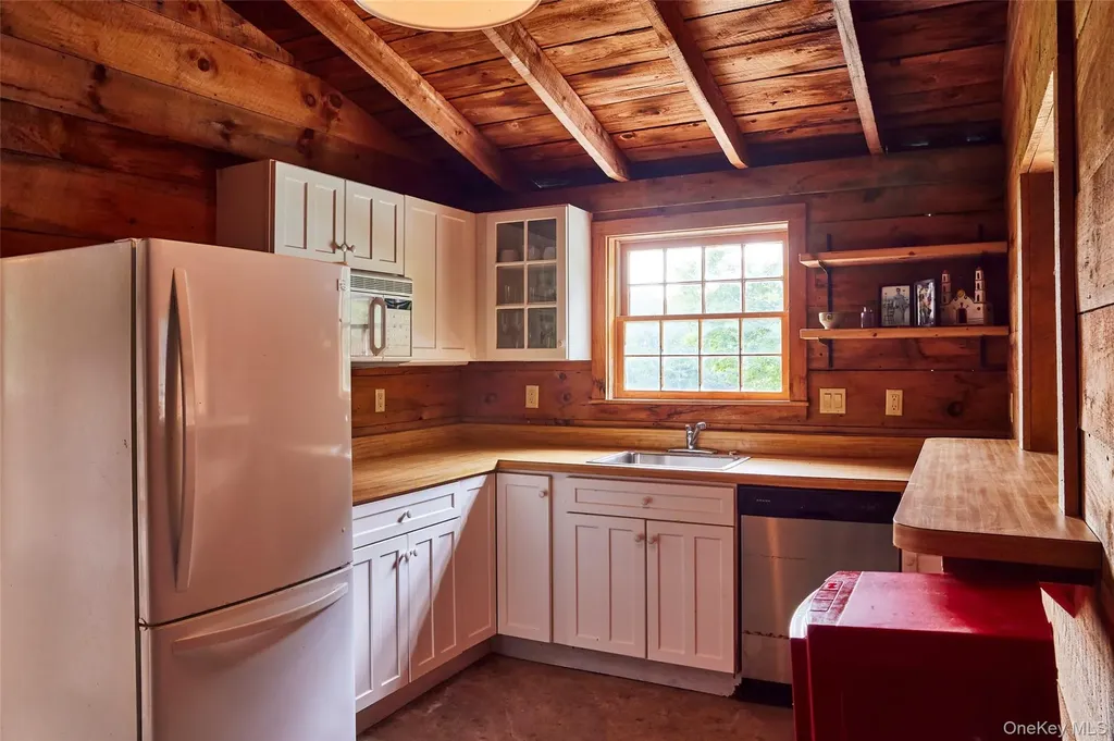 54 Davis Lane Grahamsville NY 12740