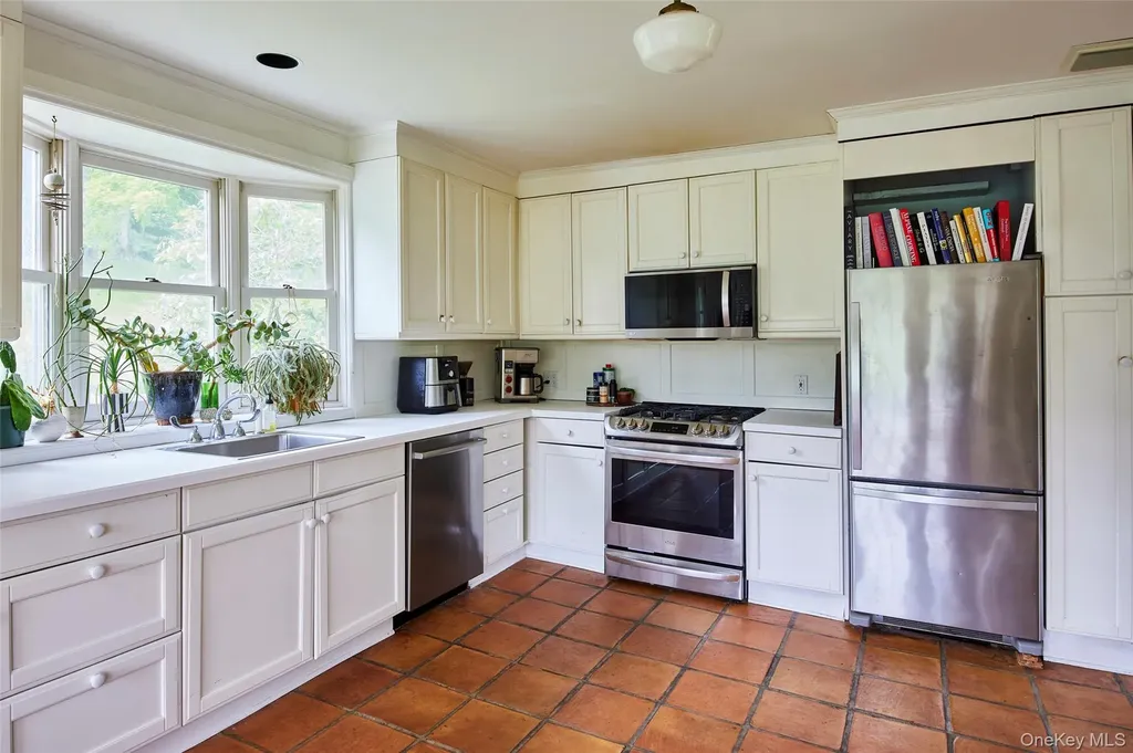 54 Davis Lane Grahamsville NY 12740
