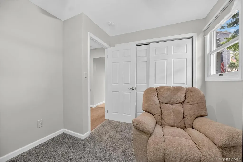 62 Lakeside Drive New Windsor NY 12553