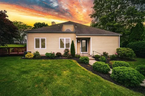 125 Fairways Crescent Carmel NY 10512