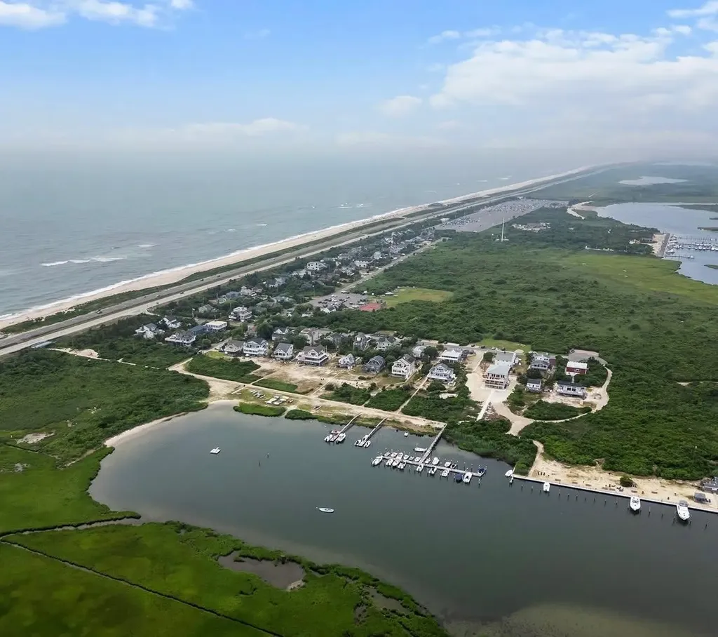 28 Ocean Walk Babylon NY 11702