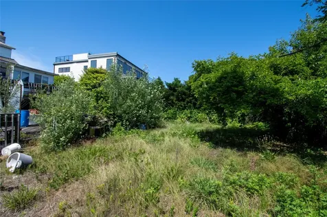 28 Ocean Walk Babylon NY 11702