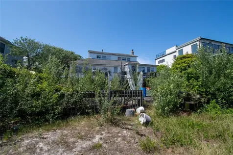 28 Ocean Walk Babylon NY 11702