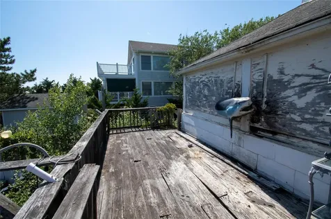 28 Ocean Walk Babylon NY 11702