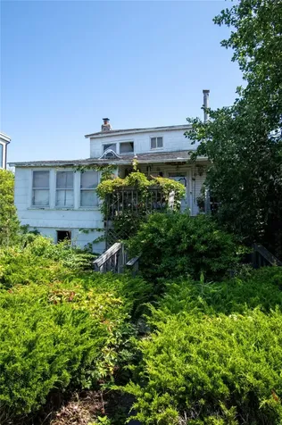 28 Ocean Walk Babylon NY 11702