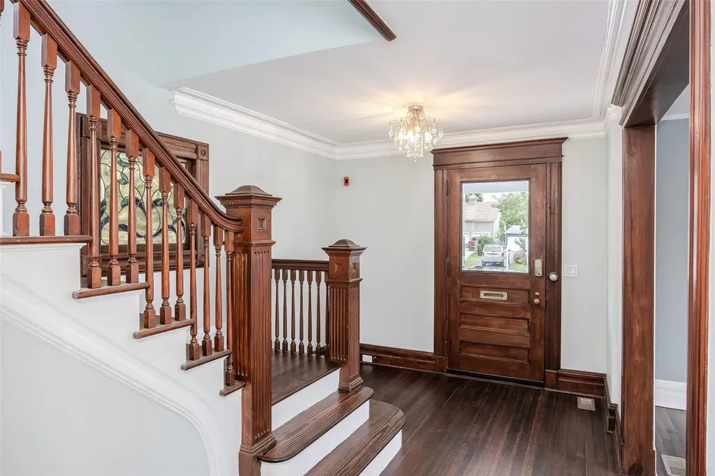 131 Ostrander Avenue Riverhead NY 11901
