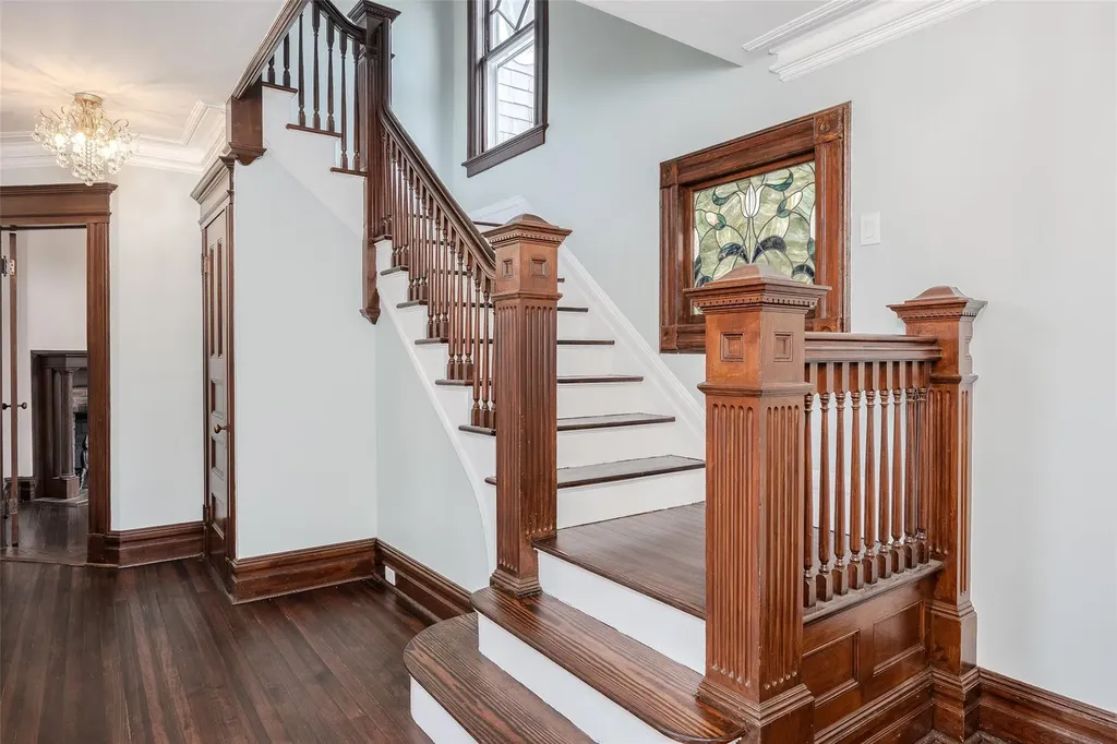 131 Ostrander Avenue Riverhead NY 11901