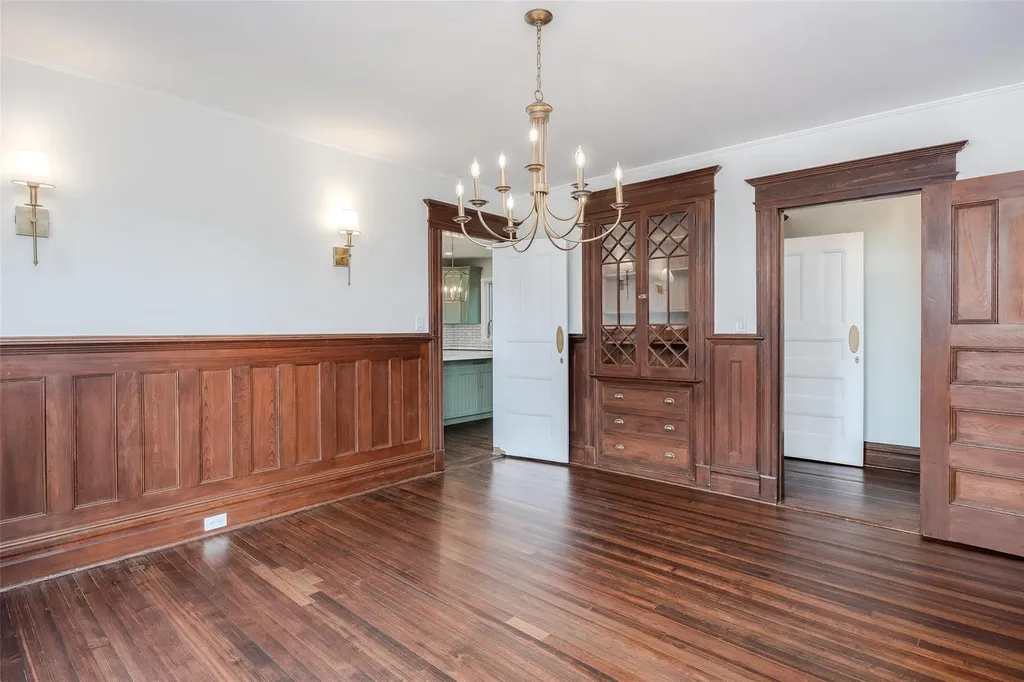 131 Ostrander Avenue Riverhead NY 11901